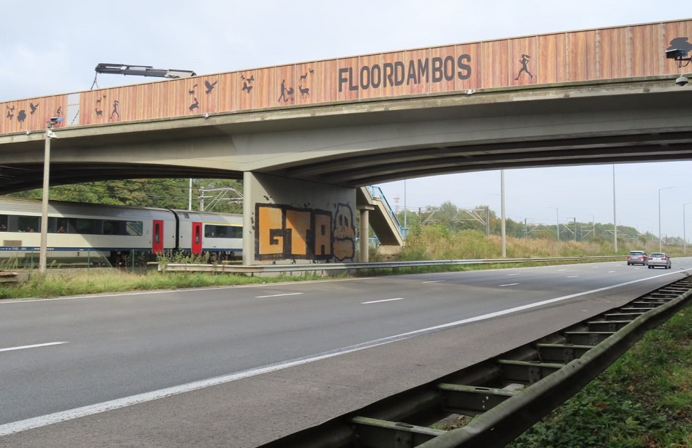 nieuwe leuning in hout